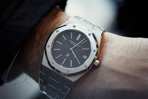 royal oak on wrist|a week on the wrist royal oak.